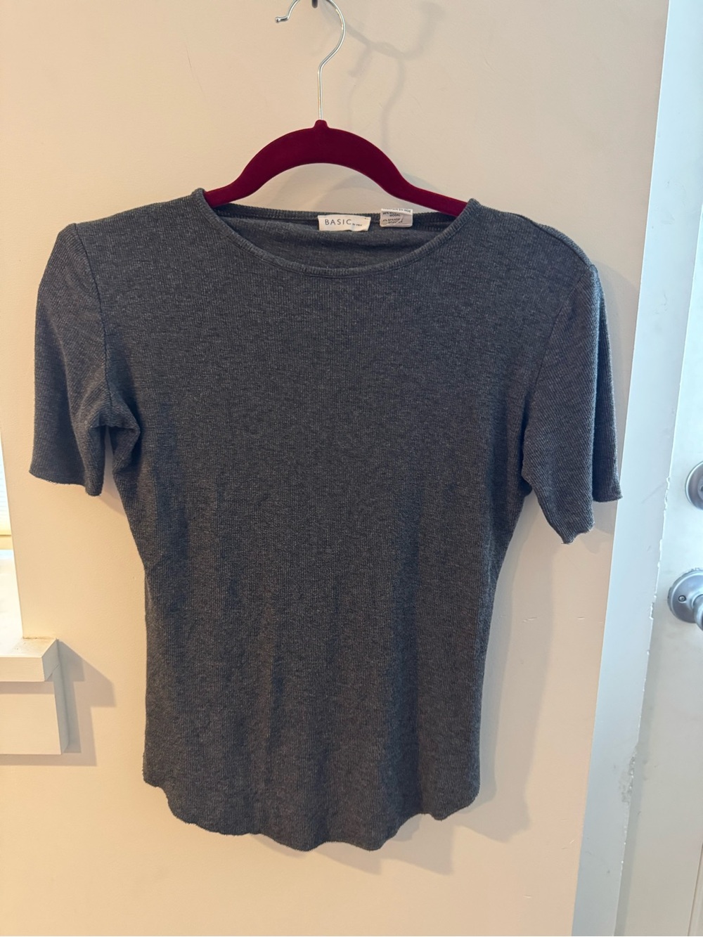 Basic Editions Charcoal Gray Short Sleeve Knit Top